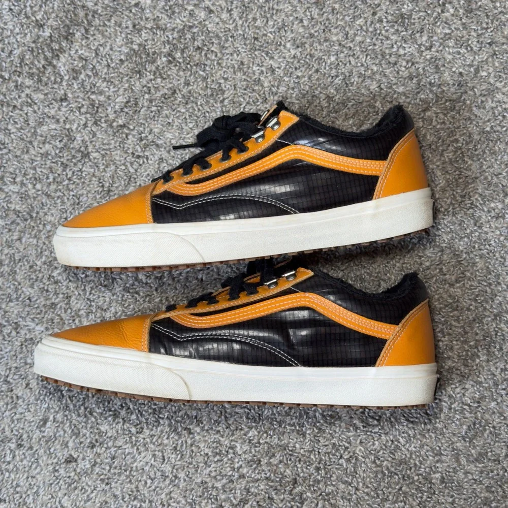 Vans Old Skool MTE Pumpkin Orange Black Leather Ripstop Sneakers Mens 11.5